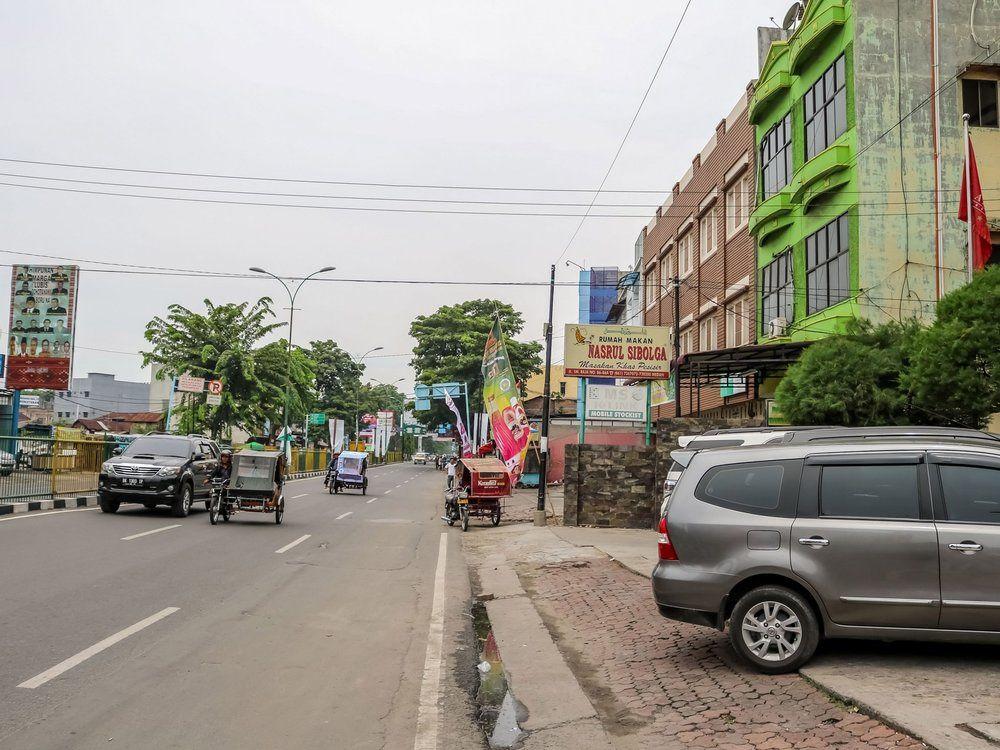 Antares Hotel Medan Kültér fotó