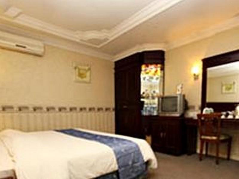 Antares Hotel Medan Kültér fotó