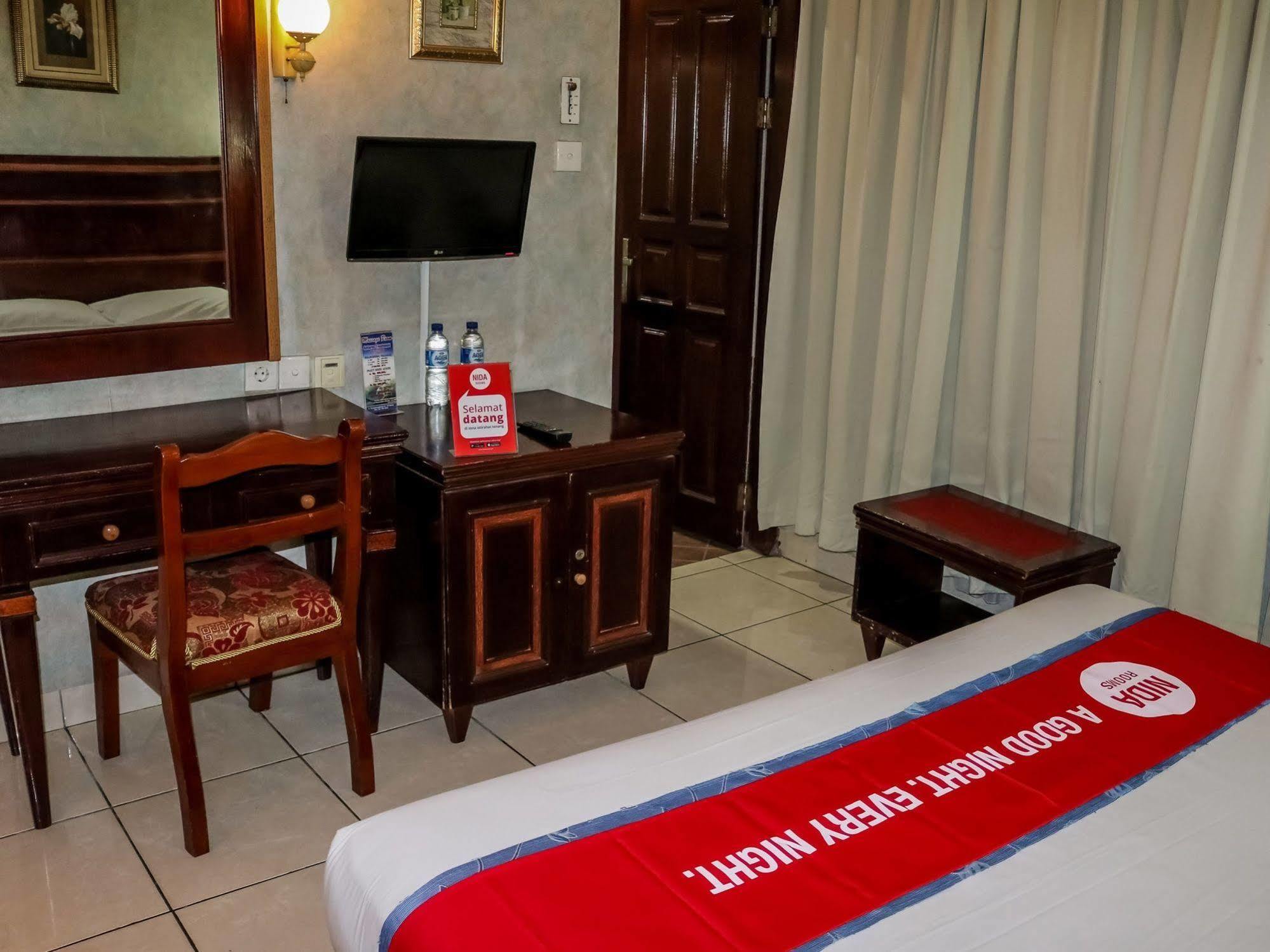 Antares Hotel Medan Kültér fotó