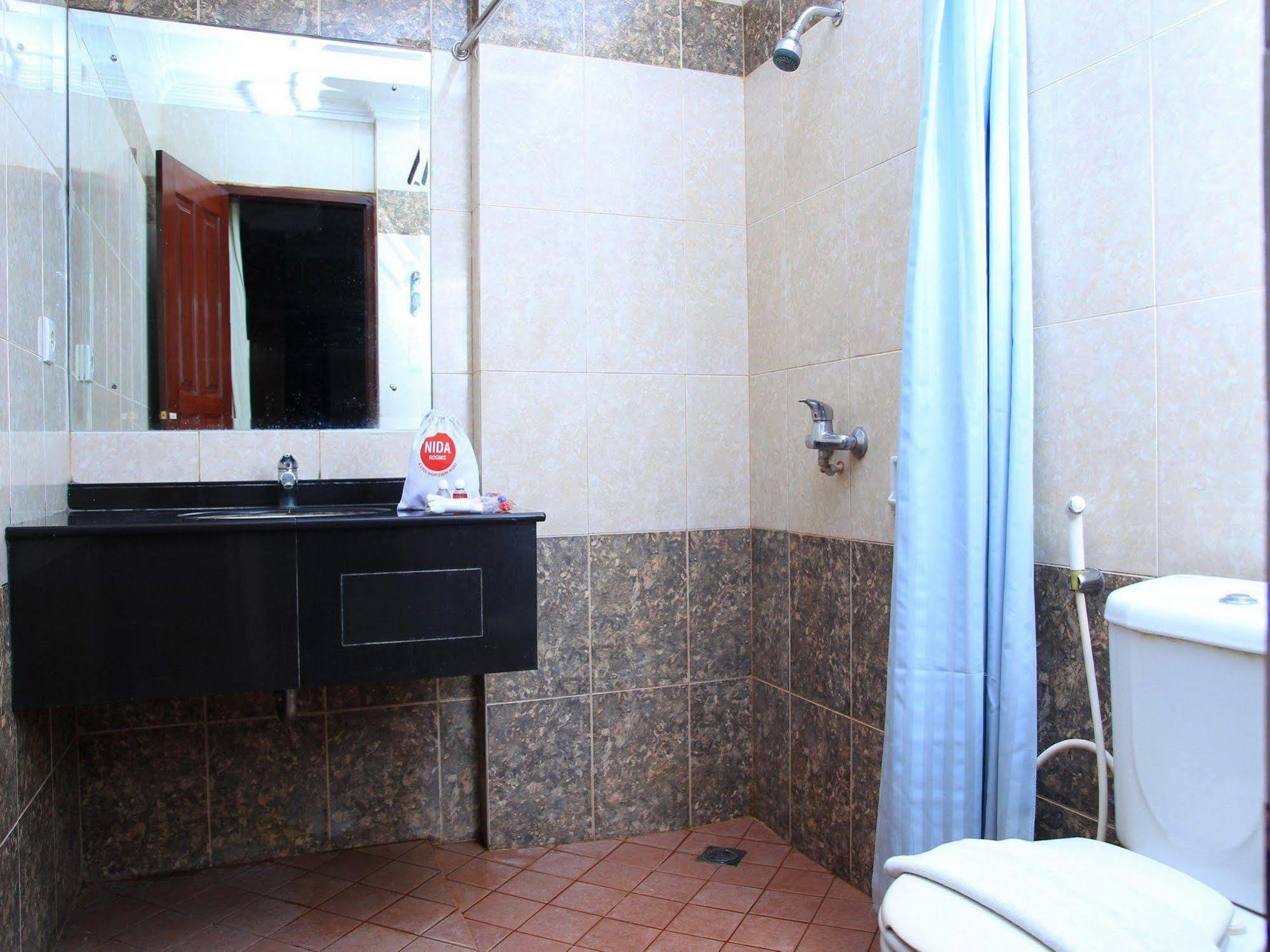 Antares Hotel Medan Kültér fotó