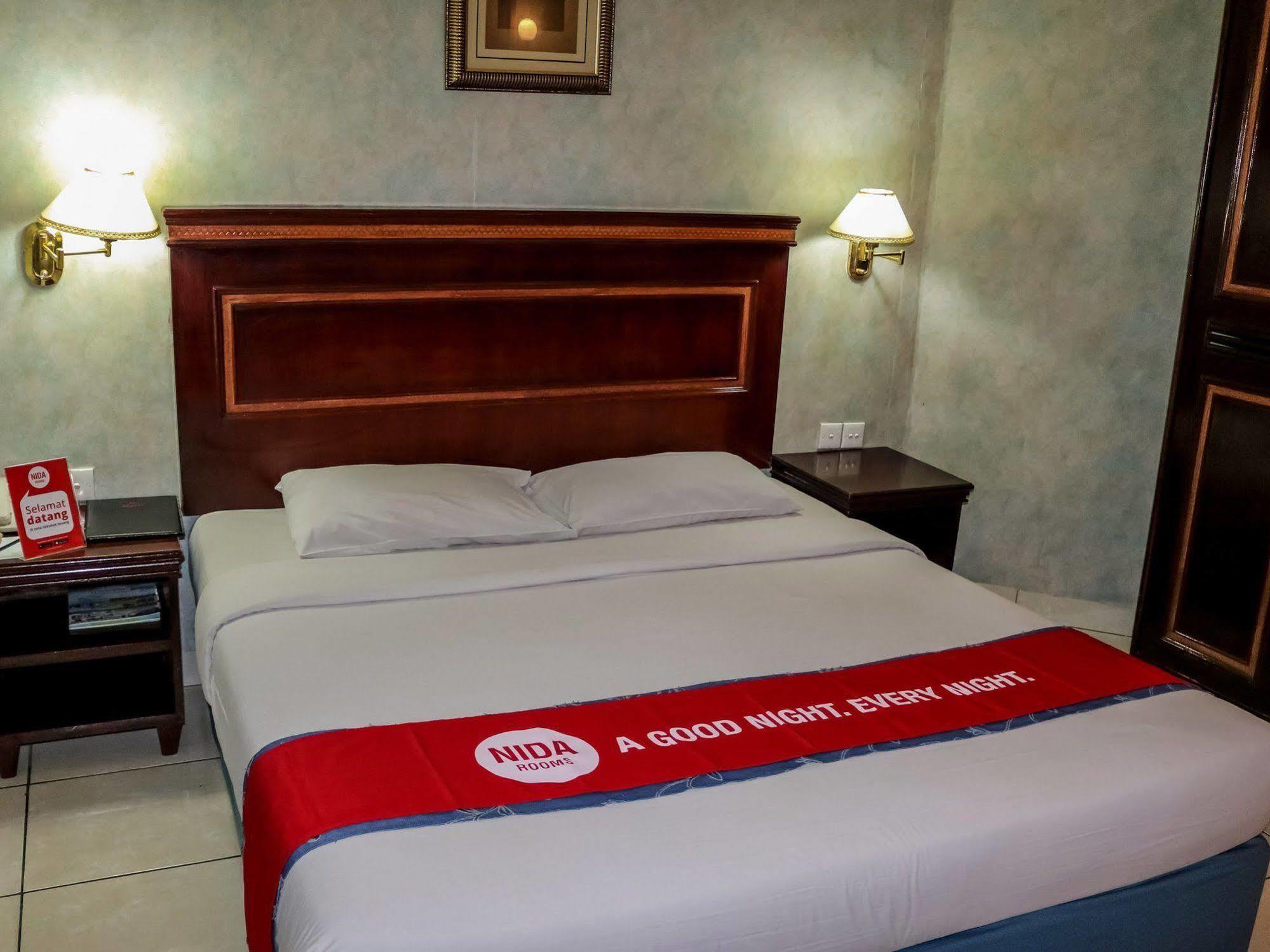 Antares Hotel Medan Kültér fotó