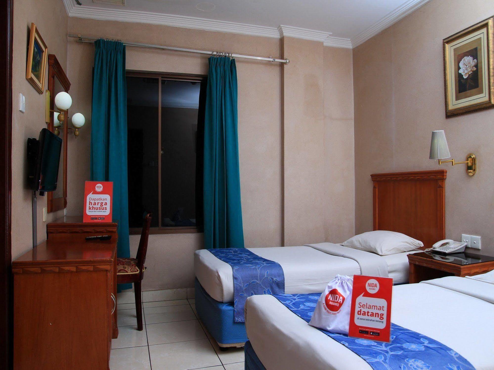 Antares Hotel Medan Kültér fotó