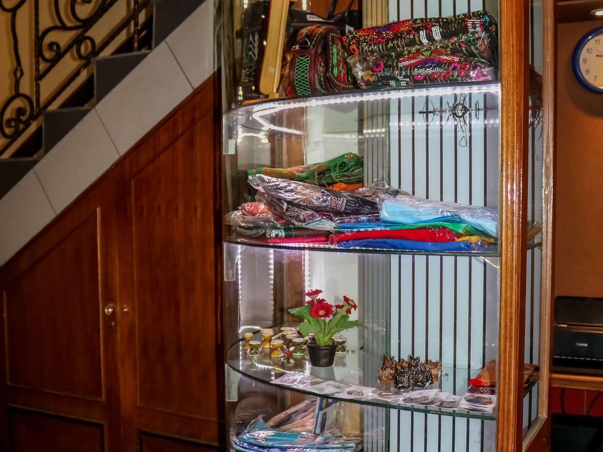Antares Hotel Medan Kültér fotó